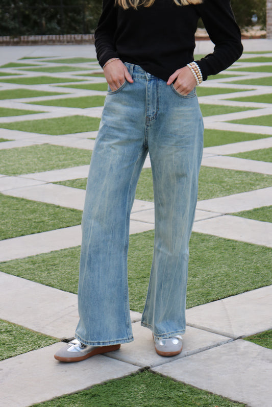 Light Wash Barrel Jeans image 0